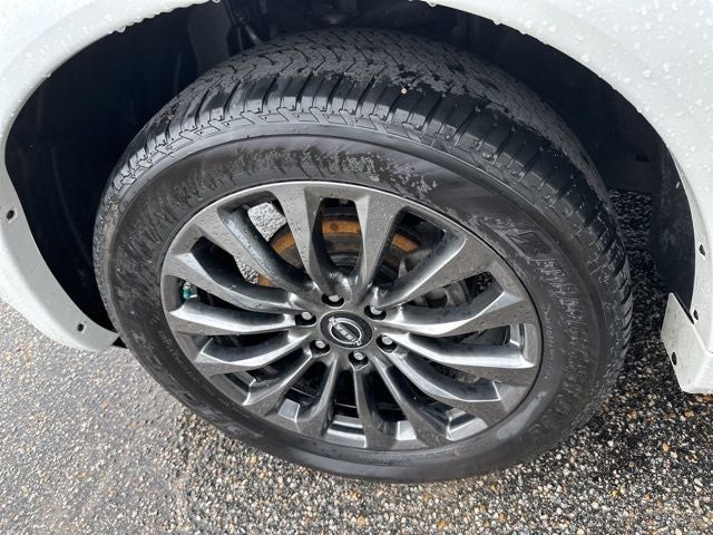 2023 Nissan Armada Platinum