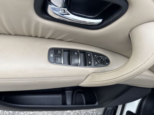 2017 Nissan Armada SL