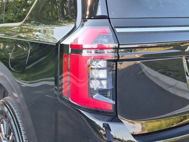 2025 Nissan Armada SV