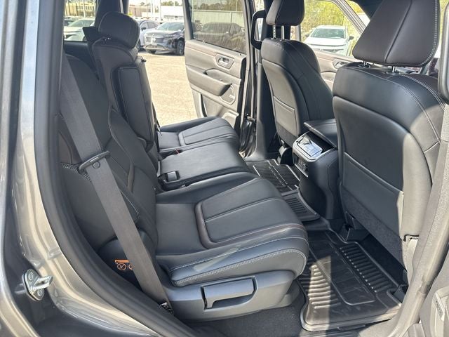 2025 Nissan Armada SL