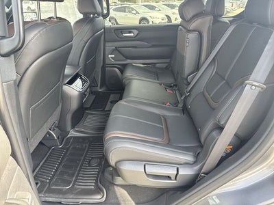 2025 Nissan Armada SL