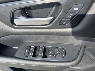 2025 Nissan Armada SL