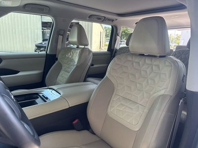 2025 Nissan Armada Platinum