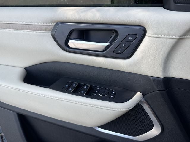 2025 Nissan Armada Platinum