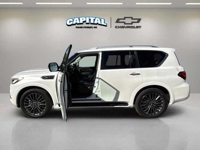 2023 INFINITI QX80 Premium Select