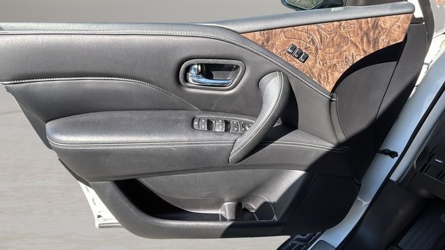 2023 INFINITI QX80 Premium Select