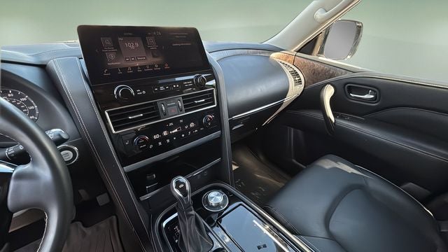 2023 INFINITI QX80 Premium Select