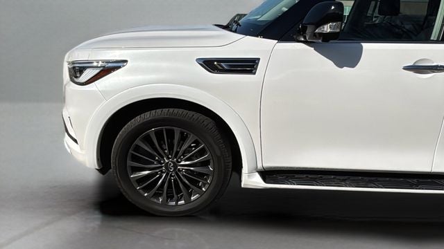 2023 INFINITI QX80 Premium Select