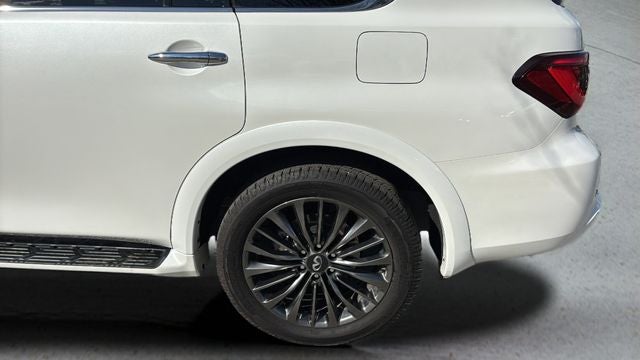 2023 INFINITI QX80 Premium Select