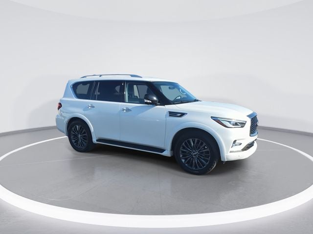 2021 INFINITI QX80 Premium Select