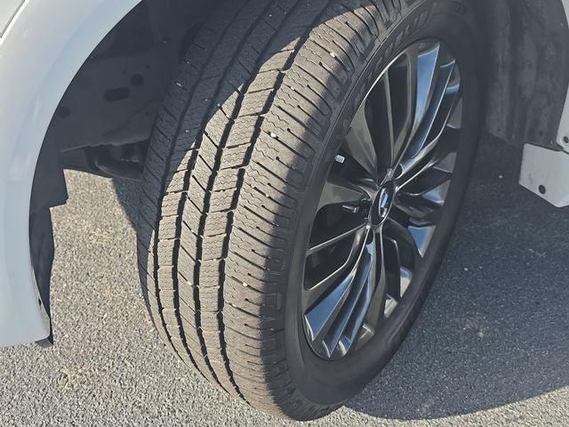 2021 INFINITI QX80 Premium Select