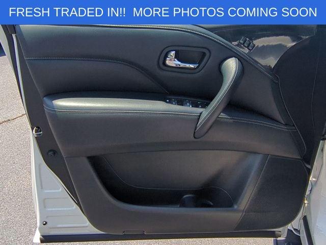 2023 INFINITI QX80 LUXE