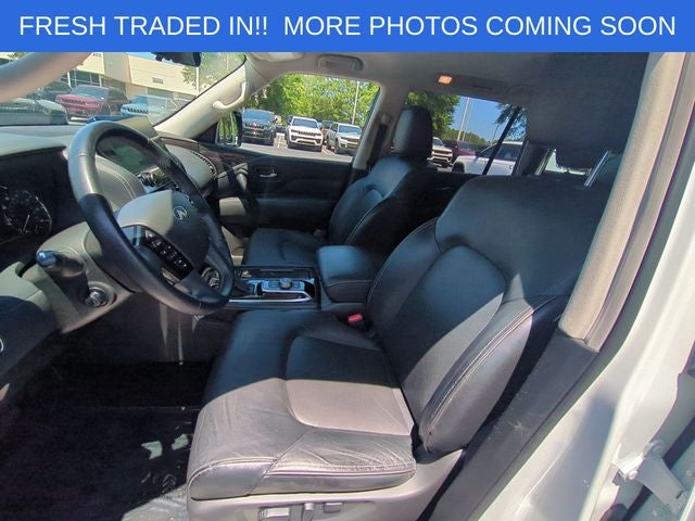 2023 INFINITI QX80 LUXE