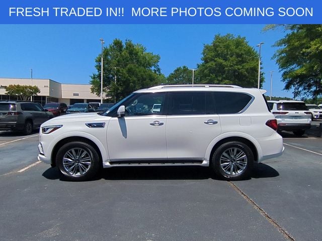 2023 INFINITI QX80 LUXE
