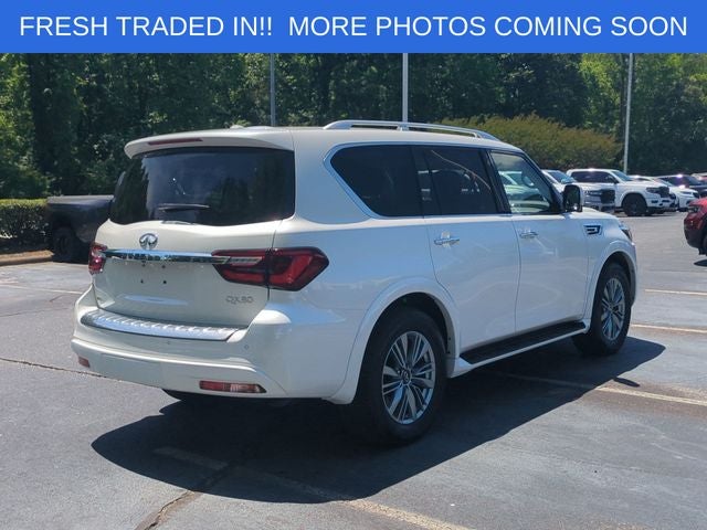 2023 INFINITI QX80 LUXE