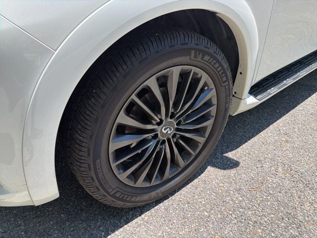 2023 INFINITI QX80 Sensory