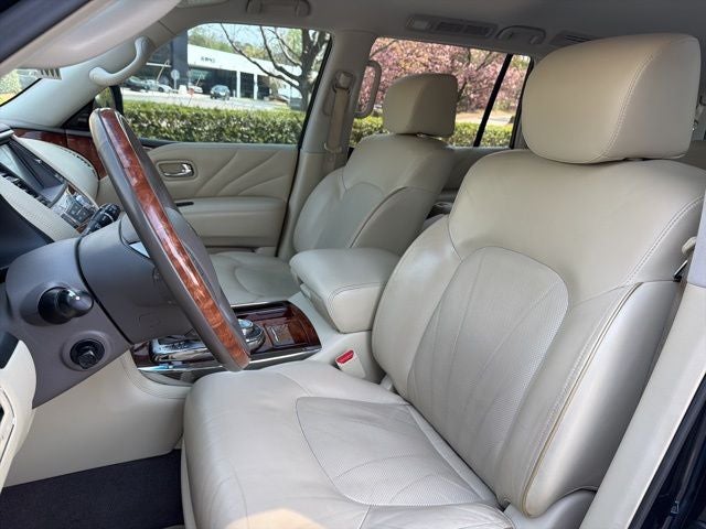 2017 INFINITI QX80 Base