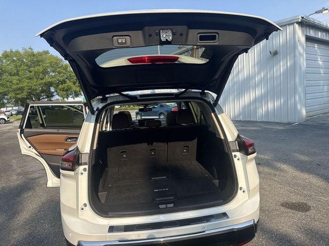 2025 Nissan Rogue Platinum