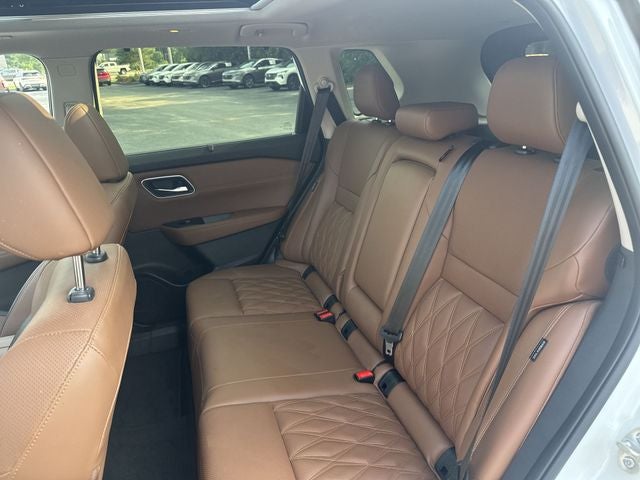 2025 Nissan Rogue Platinum