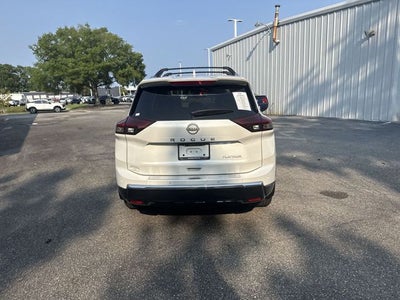 2025 Nissan Rogue Platinum