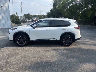 2025 Nissan Rogue Platinum