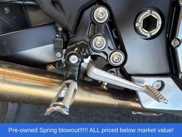 2025 Suzuki GSXR1300 Hayabusa R
