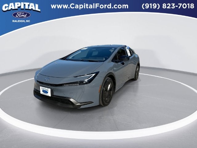2025 Toyota Prius LE