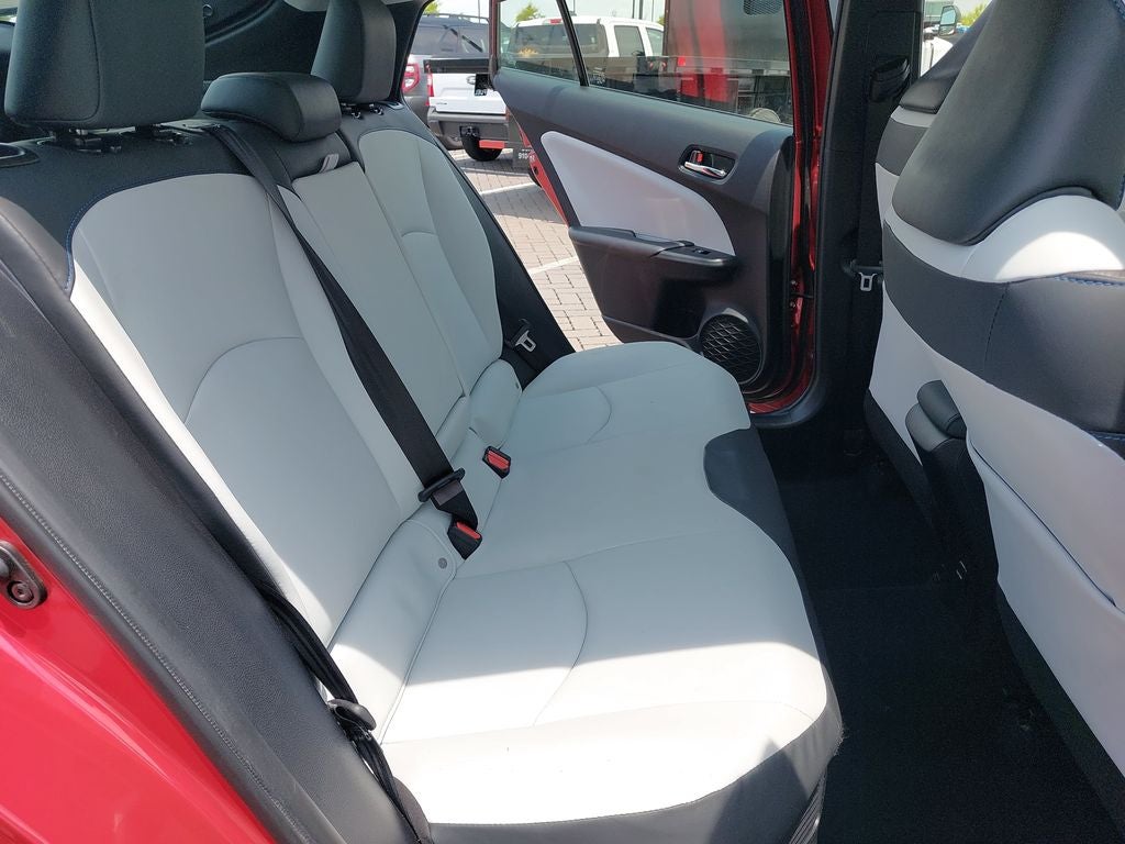 2016 Toyota Prius Three Touring