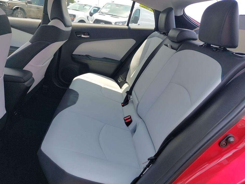 2016 Toyota Prius Three Touring