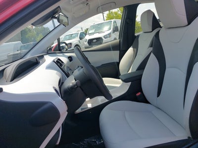 2016 Toyota Prius Three Touring