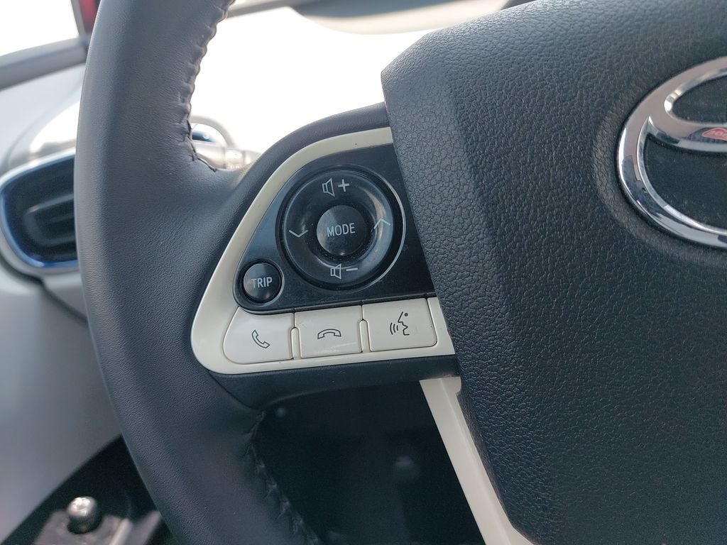 2016 Toyota Prius Three Touring