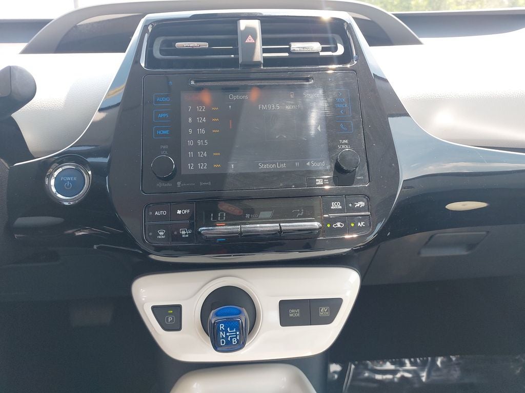 2016 Toyota Prius Three Touring