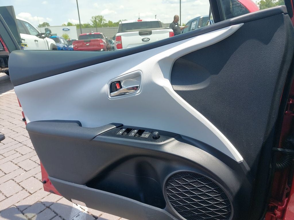 2016 Toyota Prius Three Touring