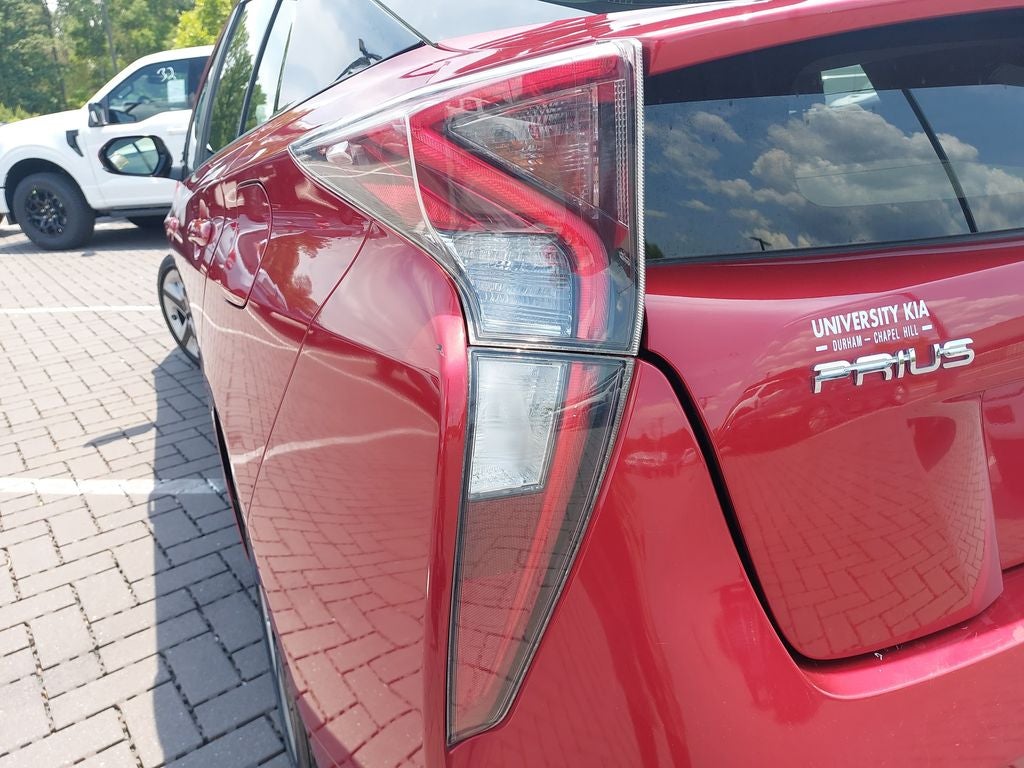 2016 Toyota Prius Three Touring