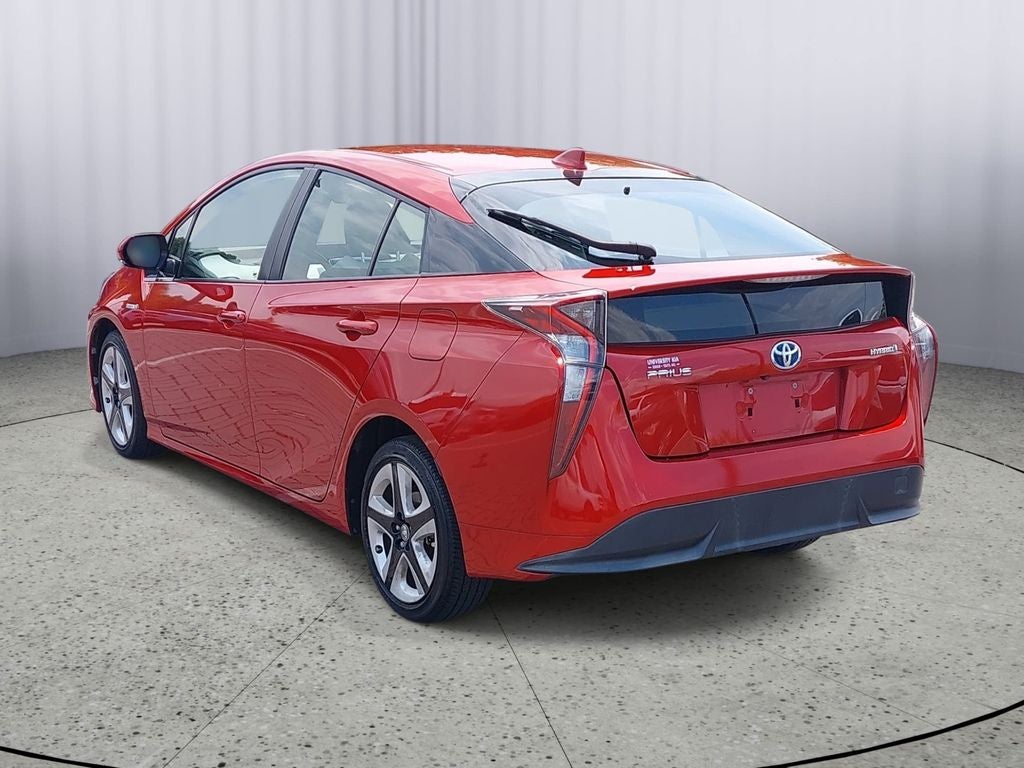 2016 Toyota Prius Three Touring