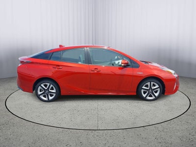 2016 Toyota Prius Three Touring