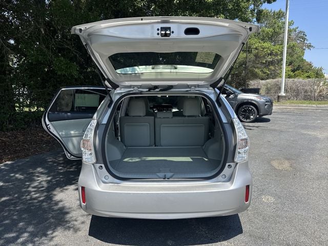 2014 Toyota Prius v Three
