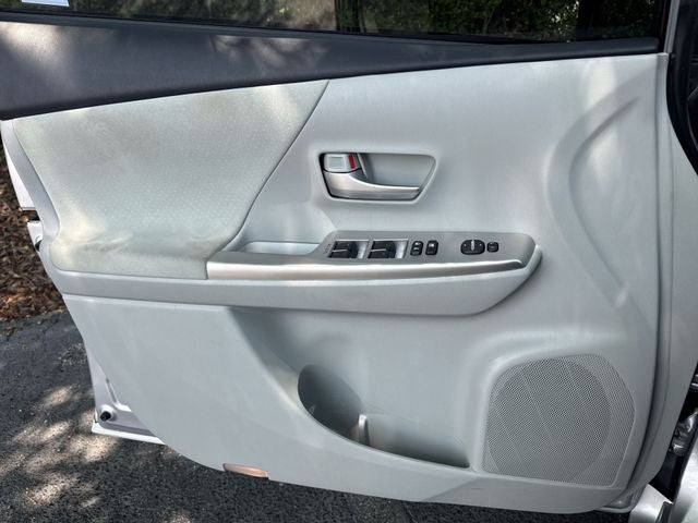 2014 Toyota Prius v Three