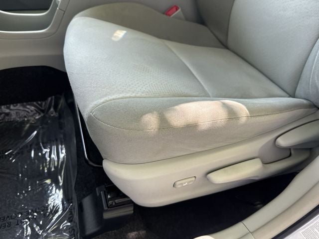 2014 Toyota Prius v Three