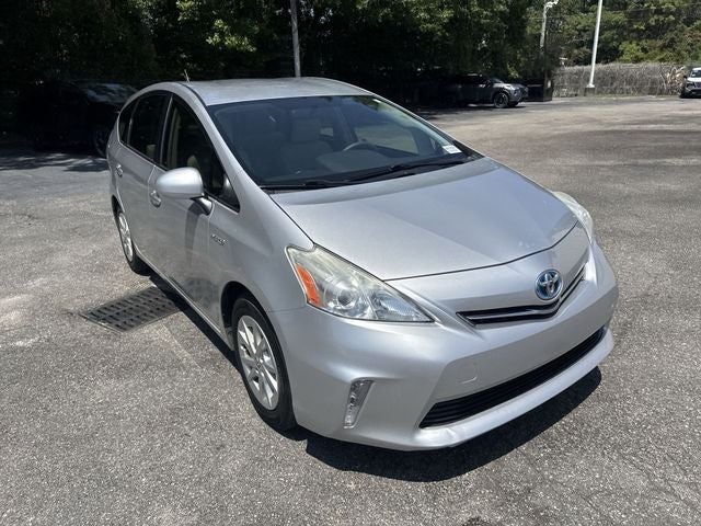 2014 Toyota Prius v Three
