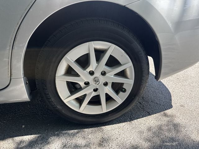 2014 Toyota Prius v Three