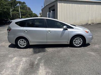 2014 Toyota Prius v Three
