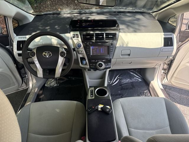 2014 Toyota Prius v Three