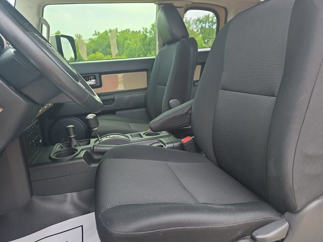 2014 Toyota FJ Cruiser Base