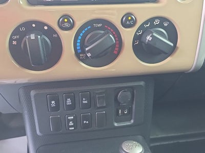 2014 Toyota FJ Cruiser Base
