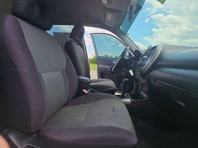 2005 Toyota RAV4 Base
