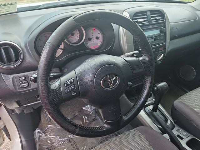 2005 Toyota RAV4 Base