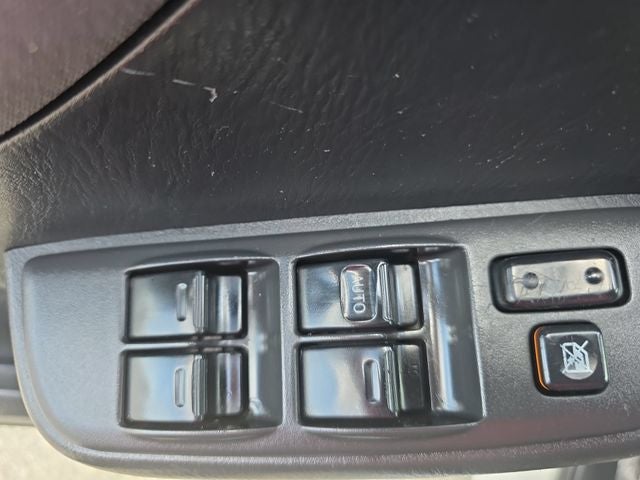 2005 Toyota RAV4 Base
