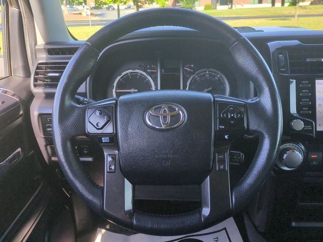 2022 Toyota 4Runner TRD Off-Road