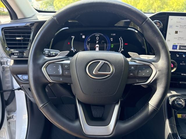 2024 Lexus NX 450h+ Luxury
